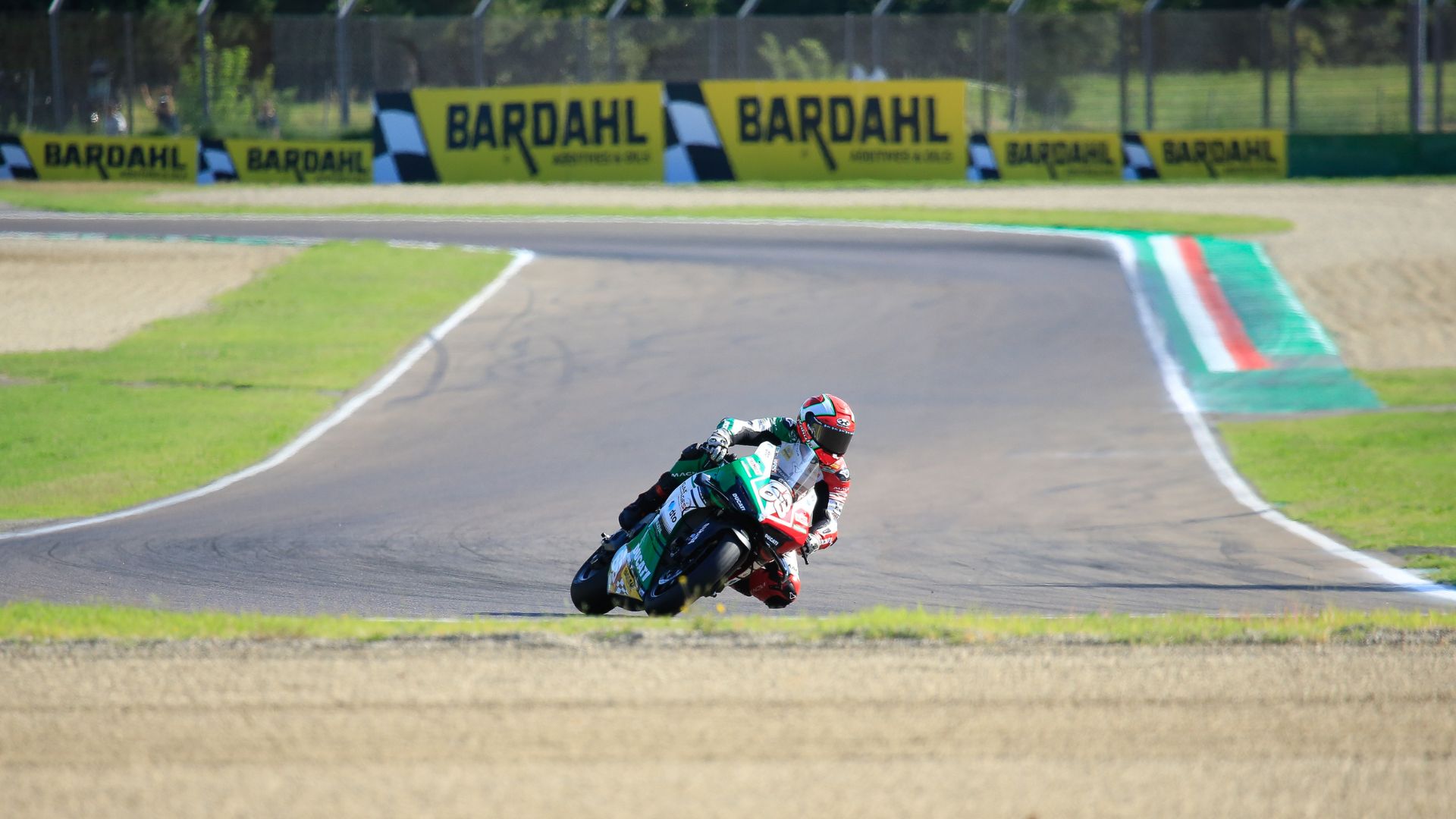 DUNLOP CIV 2025 Round Emblema Imola | Highlights Superbike/Production ...